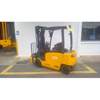 EFG 320 Electric Four Wheel Counterbalance Truck
