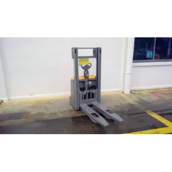Electric Pedestrian Stacker
