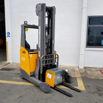 ETV Low Mast Reach Truck