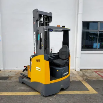 ETV Low Mast Reach Truck